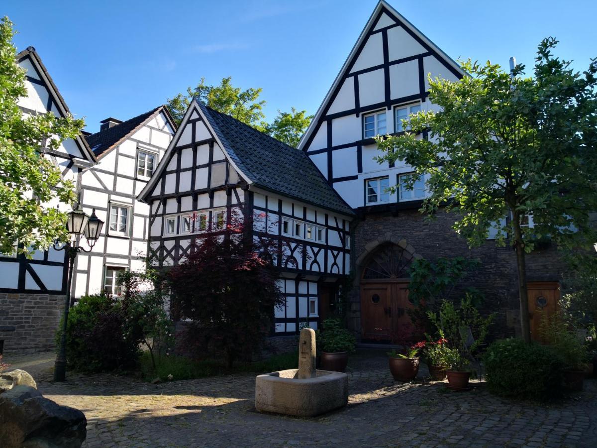 ホテル Fuenf Giebel Eck In Der Freiheit Am Ruhrtalradweg ヴェター エクステリア 写真