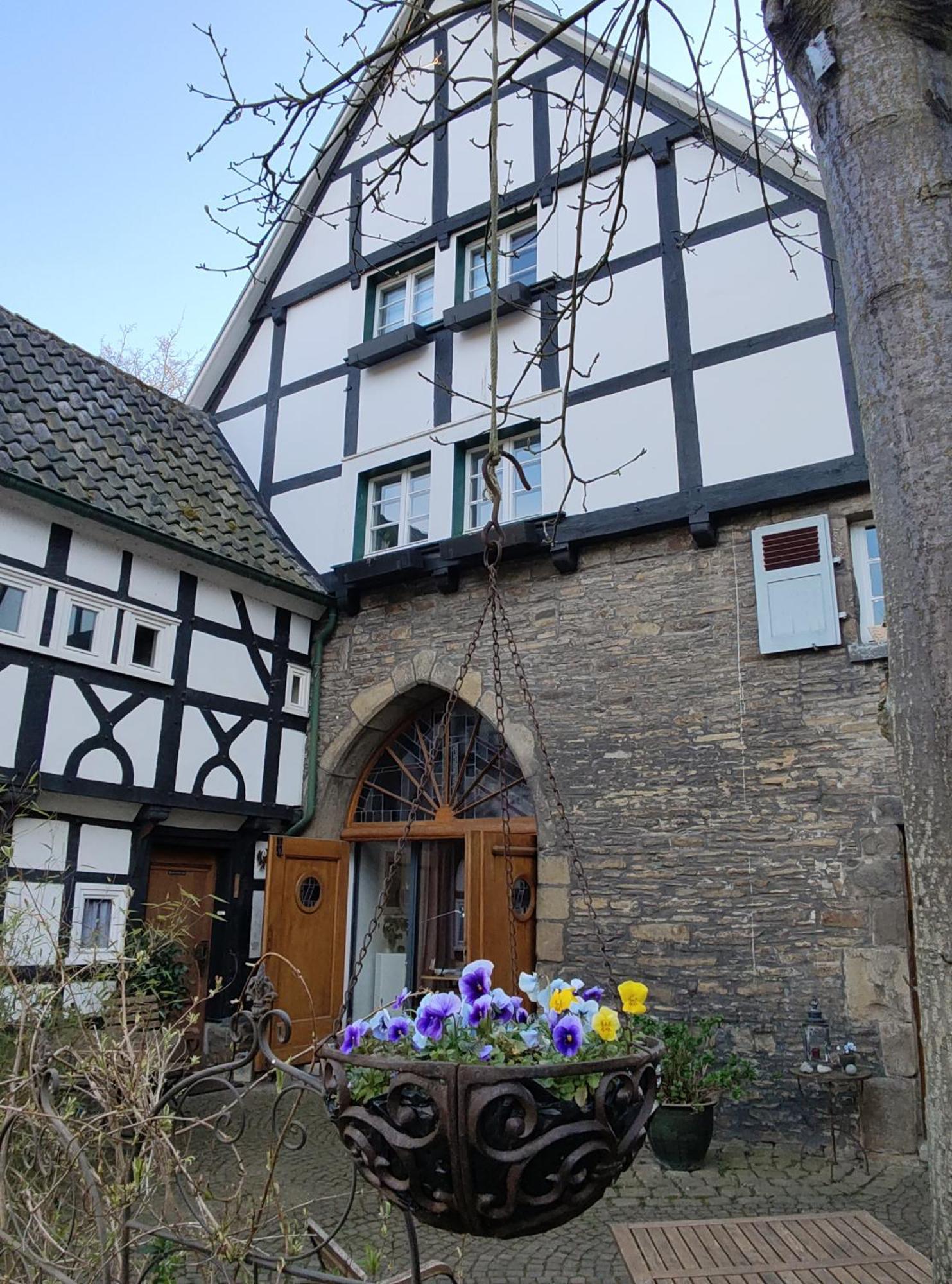 ホテル Fuenf Giebel Eck In Der Freiheit Am Ruhrtalradweg ヴェター エクステリア 写真
